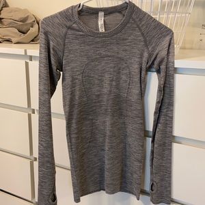 Swiftly Tech Crew Long Sleeve